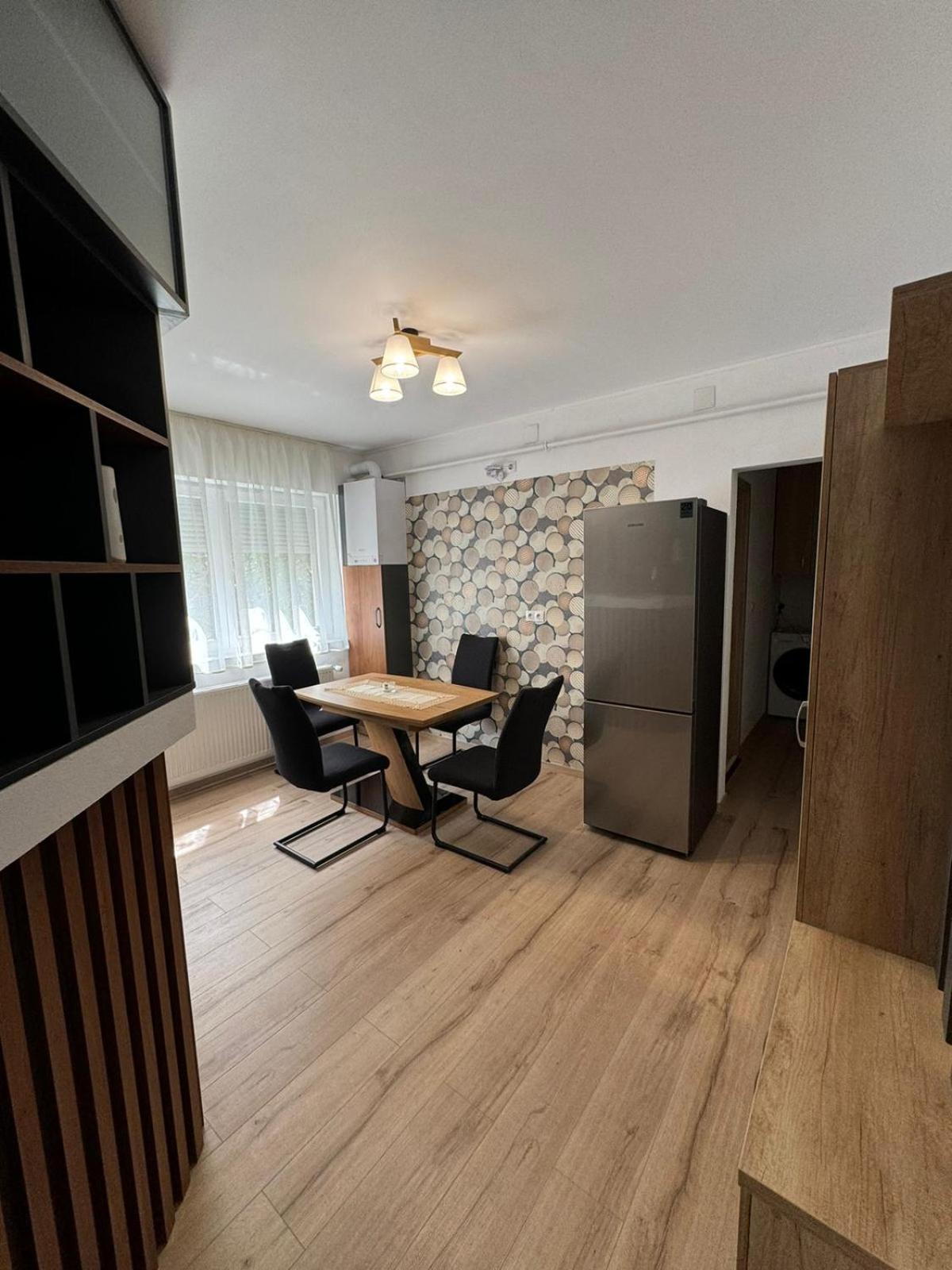 Cristuru Secuiesc Bingo Apartman מראה חיצוני תמונה